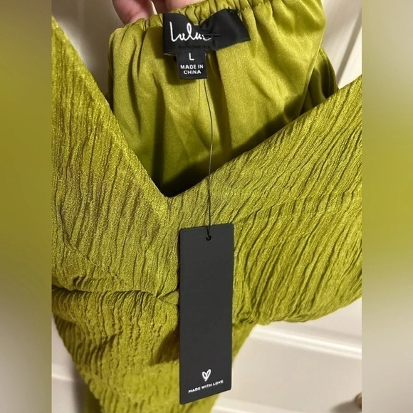 Lulu’s Chartreuse Tie-Back Faux-Wrap Midi Dress Size Large NWT - Picture 5 of 6